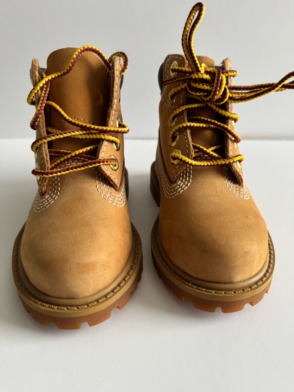 Timberland Kids Tan Lace-Up.